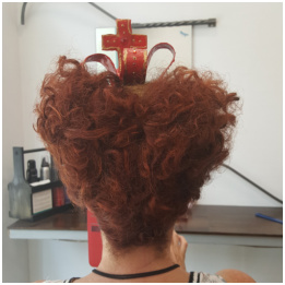 Chignon La Reine Roude de Alice au Pays des Merveilles
